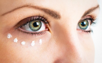 Serum με Aloe Vera gel για κουρασμένα μάτια και μαύρους κύκλους